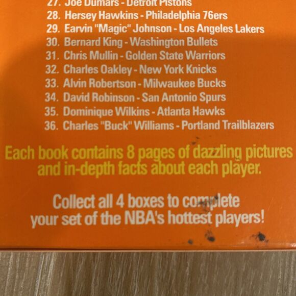NBA Hoops Collect A Books Series I - 12 Mini Books - Box 3 Orange - Picture 8 of 8